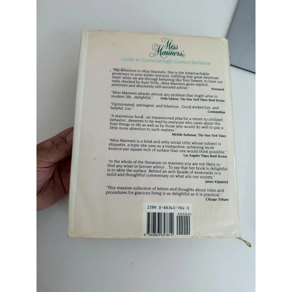 Miss Manners Guide to Excruciatingly Correct Behavior Judith Martin Etiquette